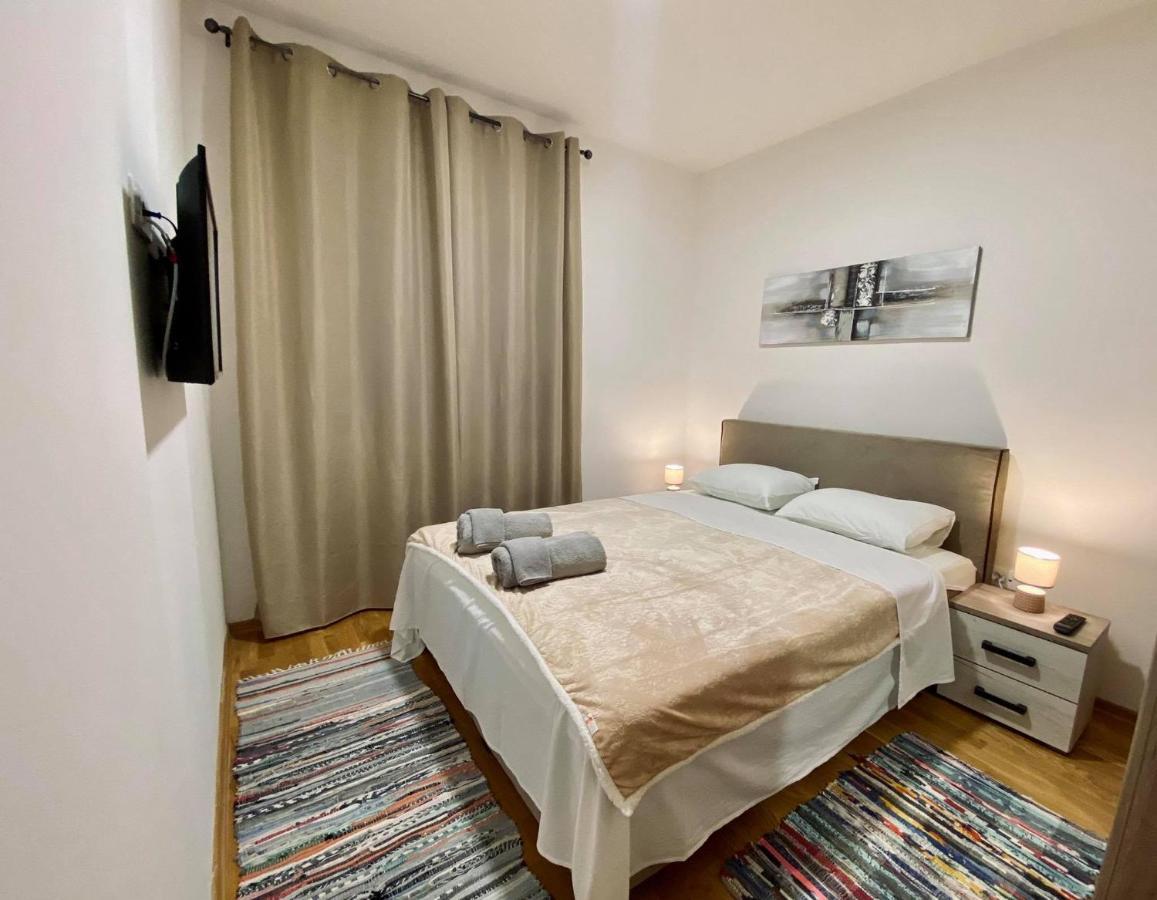 Newtown Apartment Niksic Luaran gambar