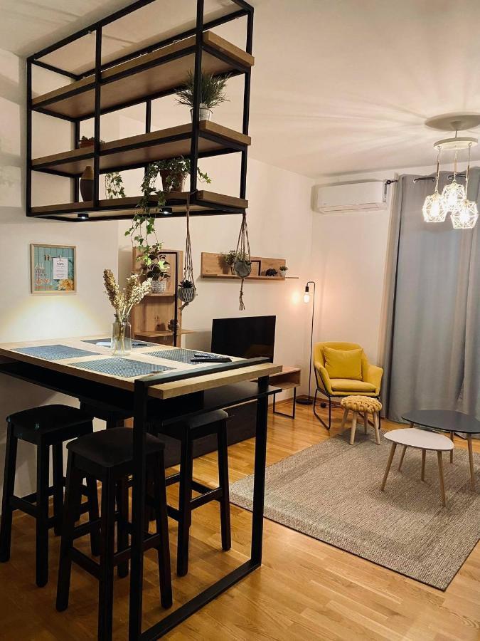 Newtown Apartment Niksic Luaran gambar